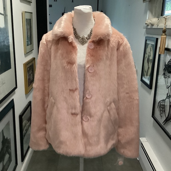 JOU JOU Jackets & Blazers - JOU JOU a pink fluffy FAUX FUR jacket. BARBIE PINK. LARGE 🌸🌸🌸🌸🌸 NEW